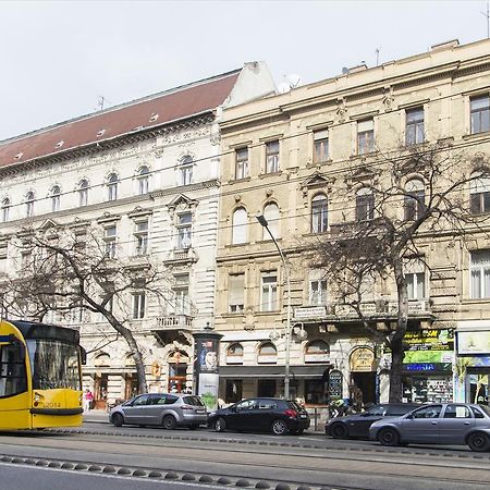 Authentic Grand Boulevard ブダペスト エクステリア 写真